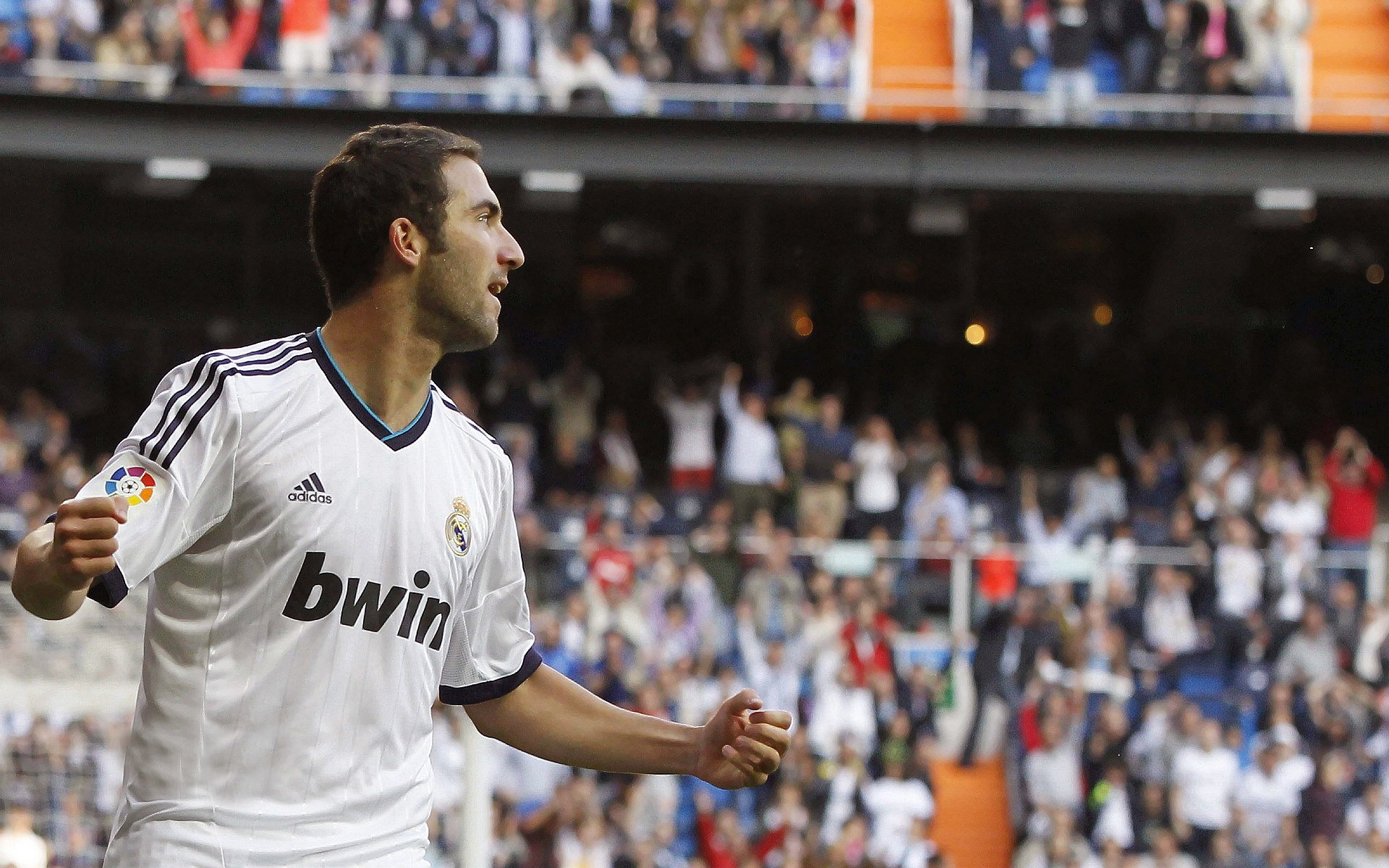 米兰体育足球-美国队未来展望:如何在全球舞台上与强队抗衡,科学家预测美国队几年后会削弱