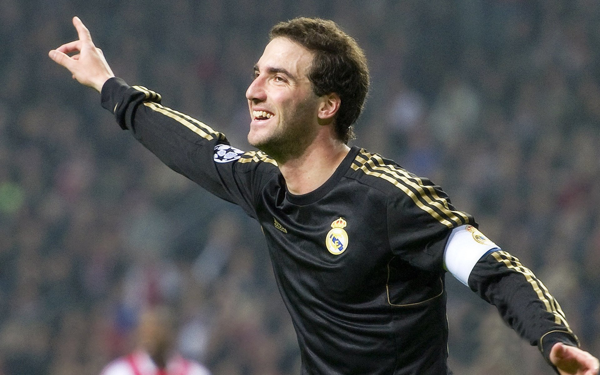 ac米兰官网-法甲新时代：年轻力量冲刺未来！，法甲最年轻进球